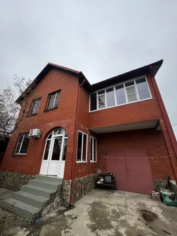 Дом в Краснодарский край, Краснодар бул. Строителей, 30 (216 м) - Фото 2