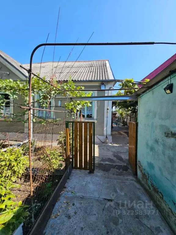 Дом в Кабардино-Балкария, Нальчик ул. Чапаева, 44 (130 м) - Фото 1