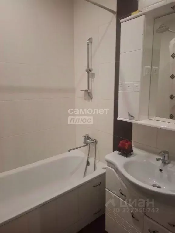 2-к кв. Липецкая область, Липецк Горняцкая ул., 3 (65.0 м) - Фото 2