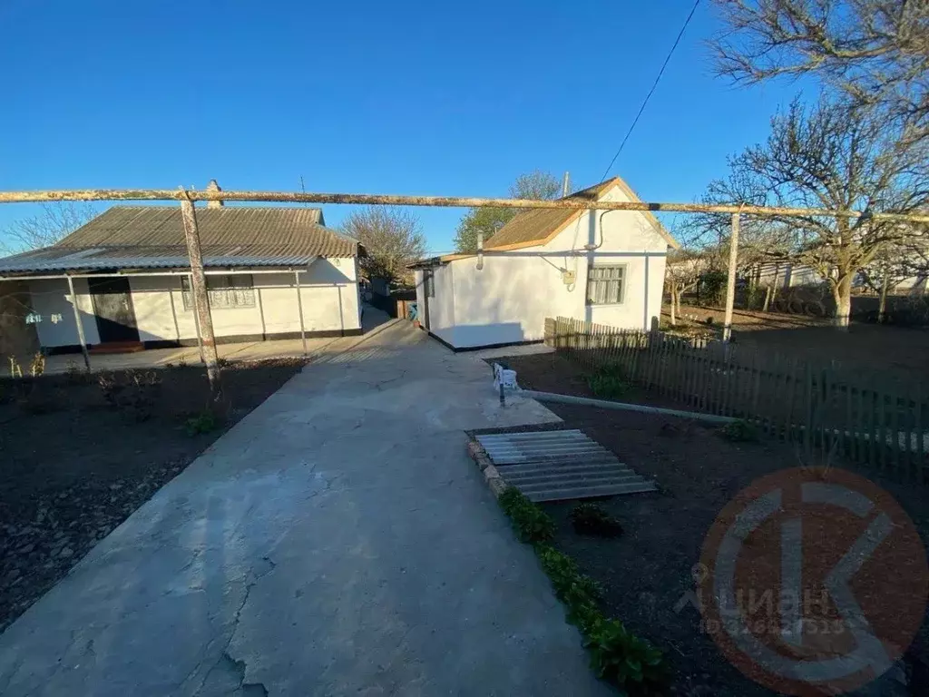 Дом в Крым, Раздольненский район, Ковыльновское с/пос, с. Сенокосное ... - Фото 2