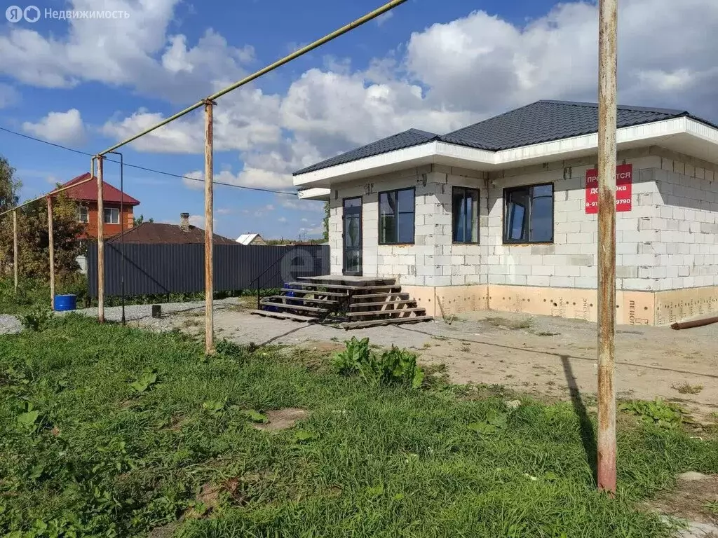 Дом в Новосибирская область, рабочий посёлок Мошково, Коммунистическая ... - Фото 1