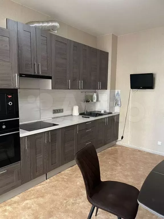 2-к. квартира, 64 м, 1/8 эт. - Фото 0
