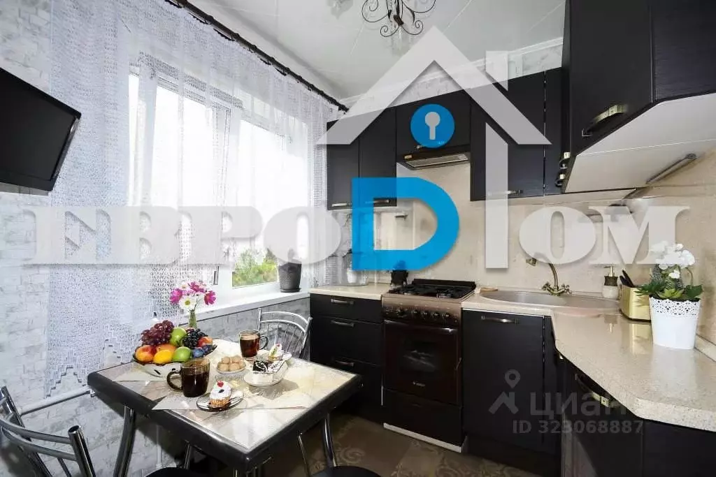 4-к кв. Омская область, Омский район, пос. Магистральный Молодежная ... - Фото 1