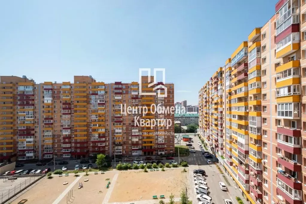 2-к кв. Иркутская область, Иркутск Байкальская ул., 317 (72.5 м) - Фото 0