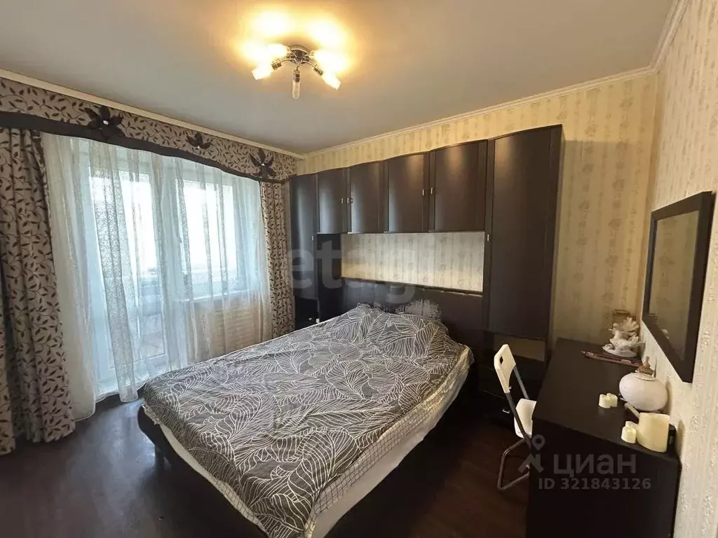 3-к кв. Курганская область, Курган Заозерный жилрайон, 1-й мкр, 26 ... - Фото 1