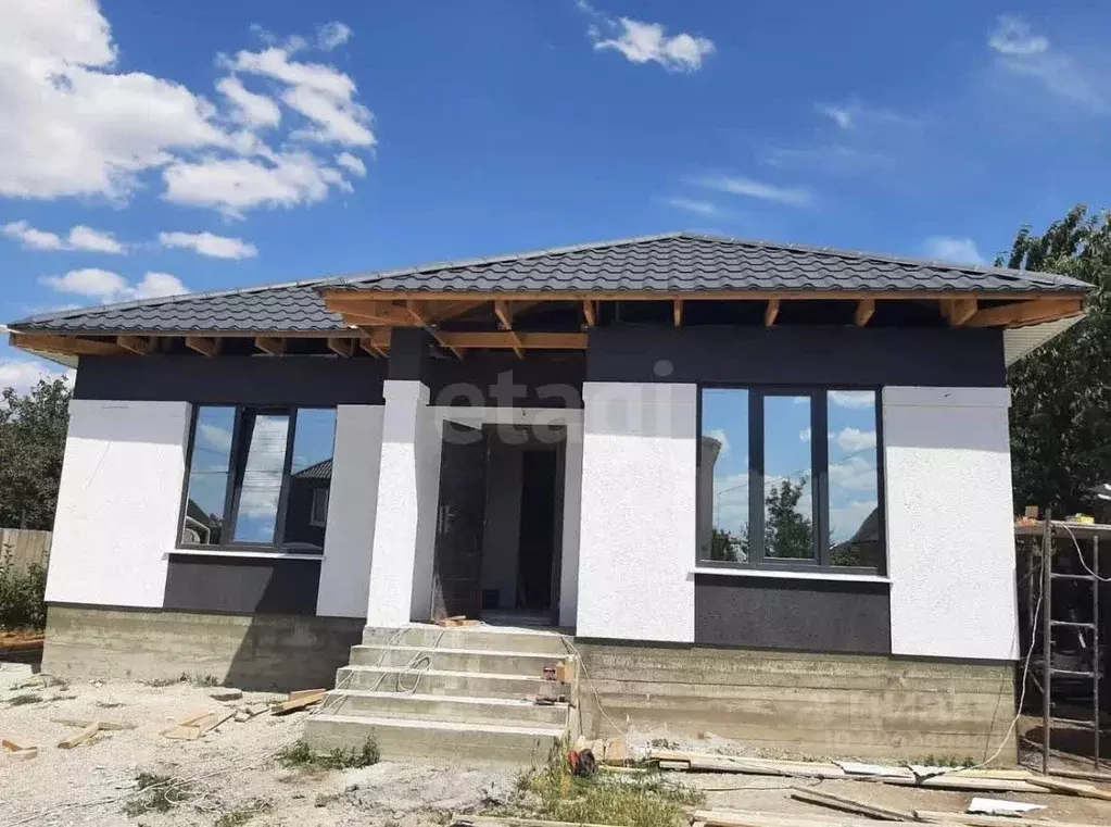 Дом в Крым, Симферополь ул. 25-я Коллективных Садов (93 м) - Фото 1