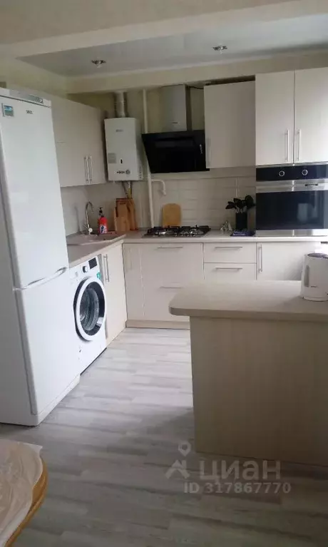 2-к кв. Волгоградская область, Волгоград ул. Таращанцев, 33 (54.0 м) - Фото 1