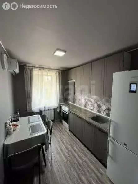 3-комнатная квартира: Азов, улица Кондаурова, 31 (58.1 м) - Фото 0