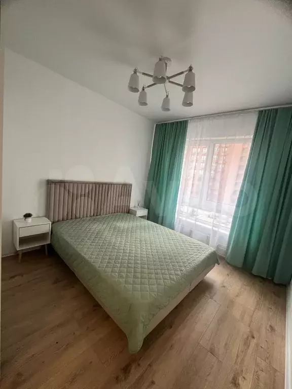 1-к. квартира, 35 м, 4/24 эт. - Фото 0