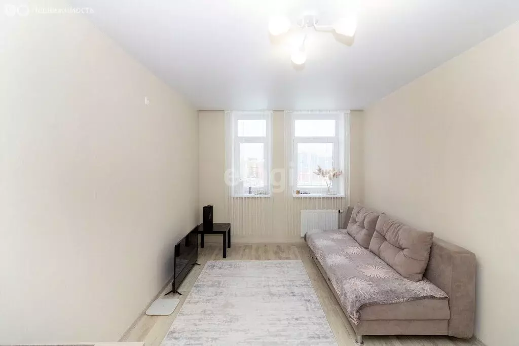 1-комнатная квартира: Тюмень, улица Первооткрывателей, 14 (40.3 м) - Фото 1