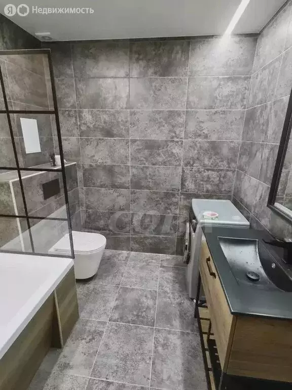 3-комнатная квартира: Тобольск, улица Радищева, 1 (79.3 м) - Фото 1