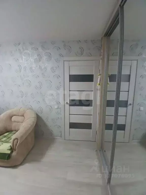 3-к кв. Крым, Евпатория городской округ, Мирный пгт ул. Сырникова, 8 ... - Фото 1