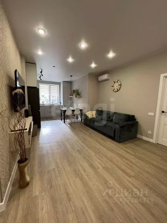 3-к кв. Крым, Симферопольский район, с. Мирное ул. Крымской Весны ... - Фото 1