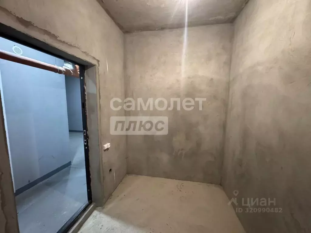 Помещение свободного назначения в Краснодарский край, Геленджик ул. ... - Фото 1