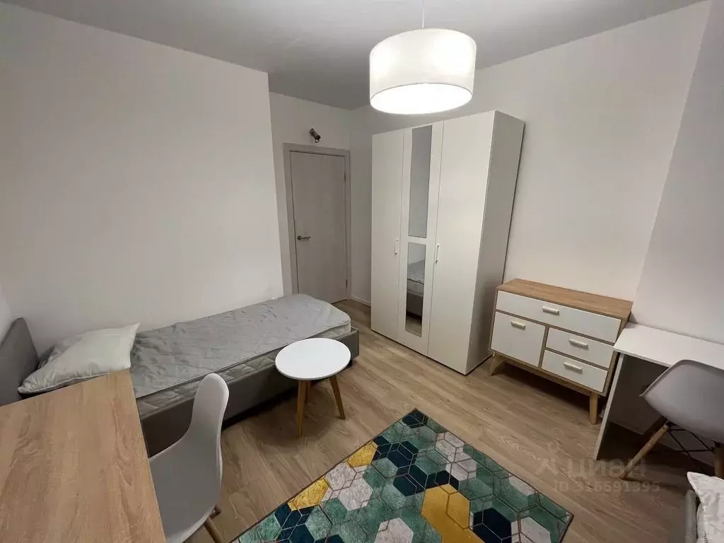 Комната Москва ул. Саларьевская, 14к2 (18.0 м) - Фото 1