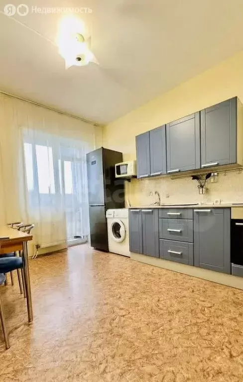 1-комнатная квартира: Пермь, улица Калинина, 46 (32 м) - Фото 1