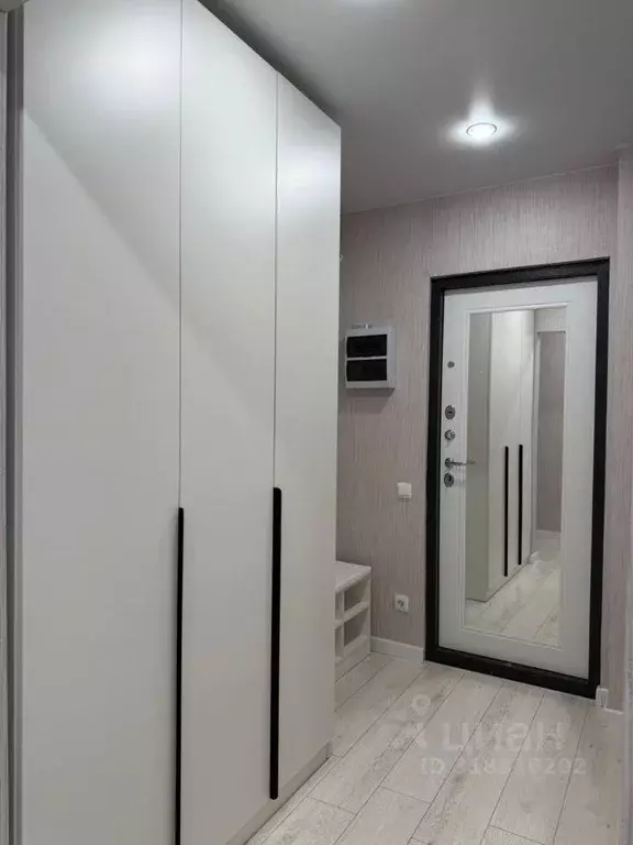 Квартира, 3 комнаты, 52.2 м - Фото 0
