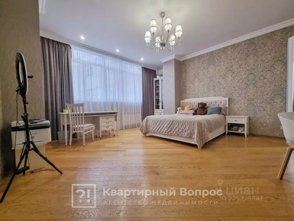 2-к кв. Липецкая область, Липецк ул. Тельмана, 21 (75.0 м) - Фото 1