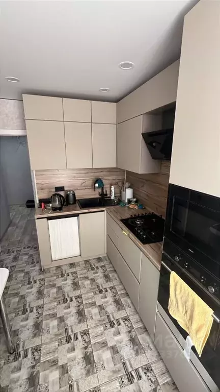 2-к кв. Татарстан, Набережные Челны ул. Шамиля Усманова, 8 (51.1 м) - Фото 1