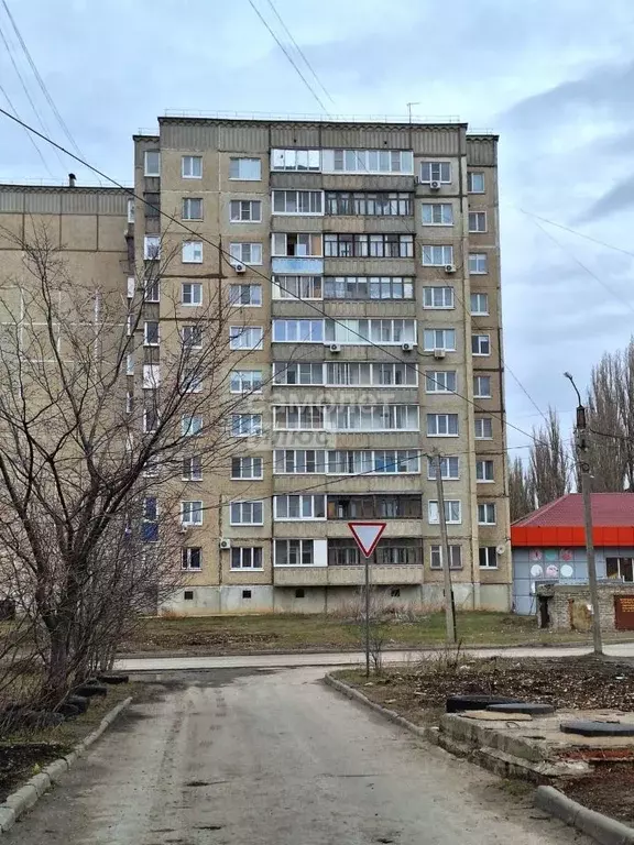 2-к кв. Липецкая область, Елец ул. Черокманова, 15 (52.0 м) - Фото 0