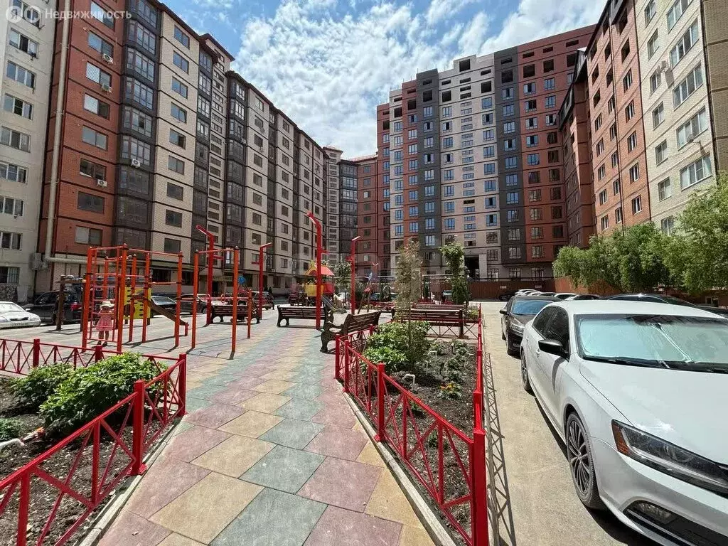 2-комнатная квартира: Каспийск, улица Магомедали Магомеджановa, 16А ... - Фото 1