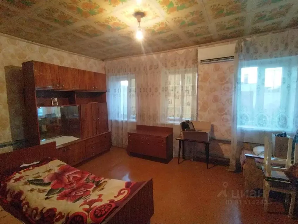 Дом в Ростовская область, Шахты ул. Красина (70 м) - Фото 0