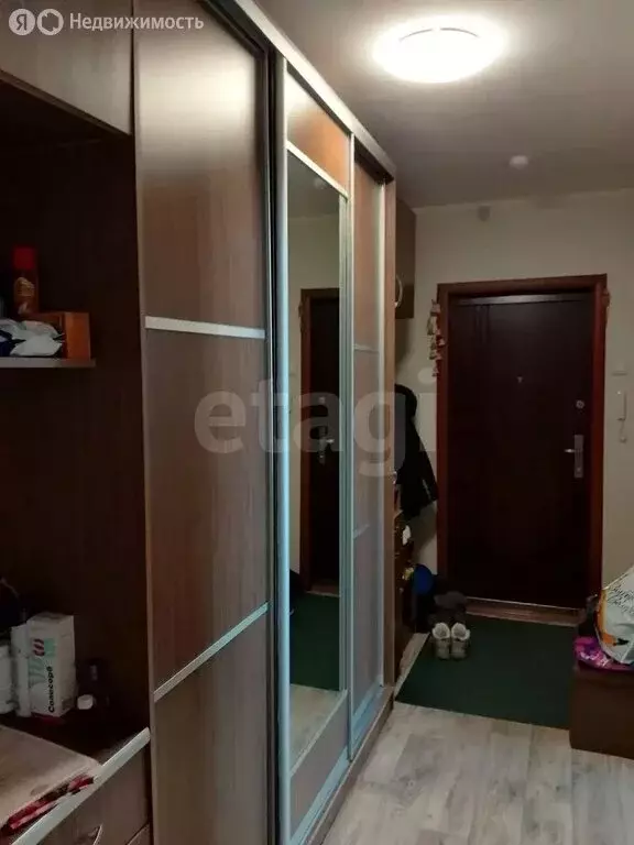 2-комнатная квартира: Шадринск, улица Автомобилистов, 44 (56 м) - Фото 2