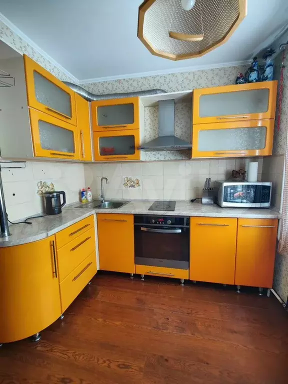 2-к. квартира, 50 м, 8/10 эт. - Фото 0