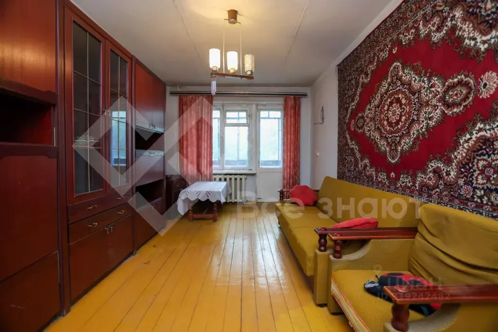 3-к кв. Челябинская область, Челябинск Цинковая ул., 3 (59.2 м) - Фото 0