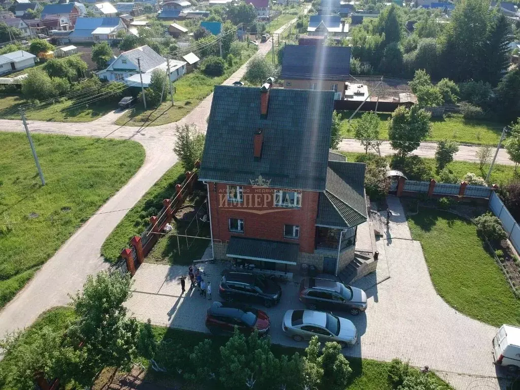 Дом в Марий Эл, Медведевский район, Краснооктябрьский городское ... - Фото 0