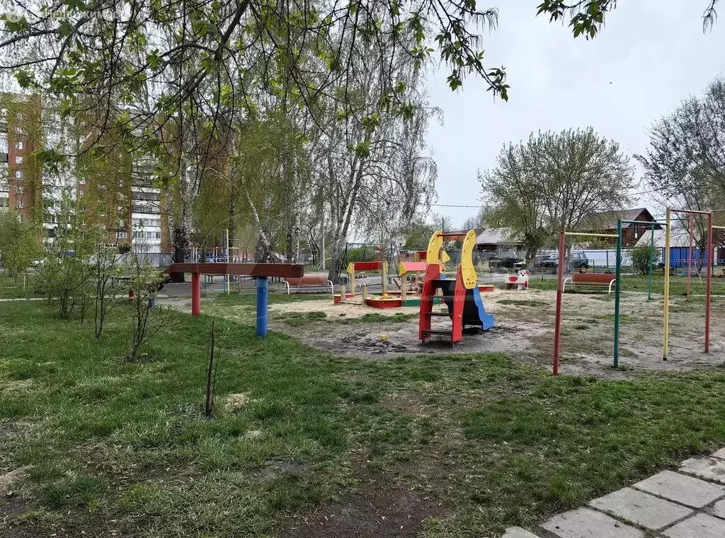 3-комнатная квартира: Курган, Песчаный переулок, 7 (62.8 м) - Фото 1