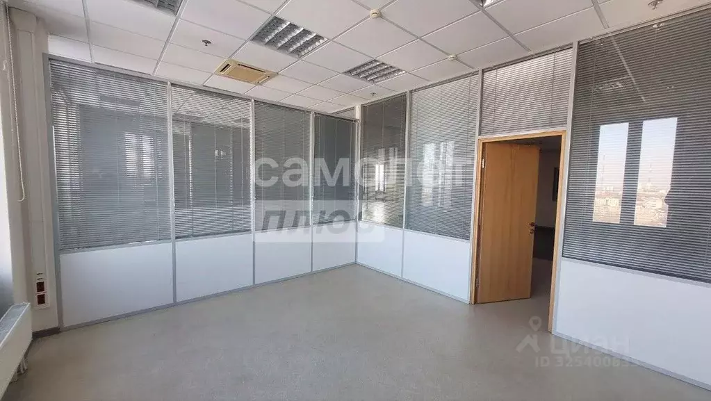 Офис в Тюменская область, Тюмень ул. 30 лет Победы, 64 (600 м) - Фото 1