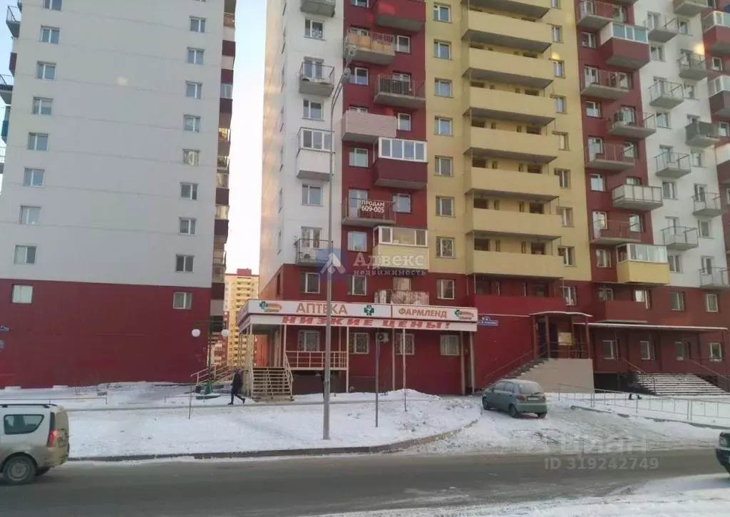 3-к кв. Тюменская область, Тюмень ул. Василия Гольцова, 4 (86.6 м) - Фото 0