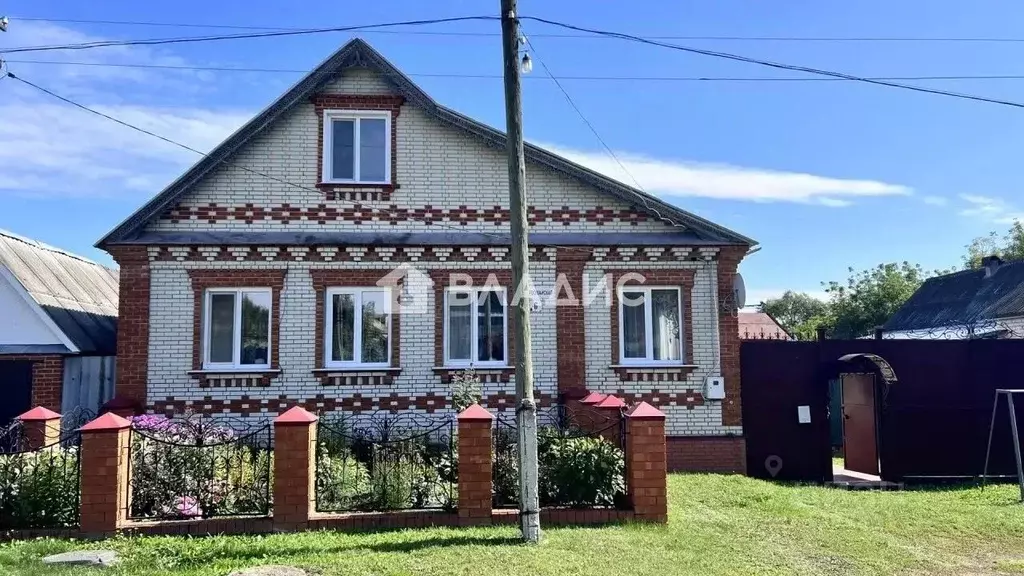 Дом в Пензенская область, Камешкирский район, Русско-Камешкирский ... - Фото 1
