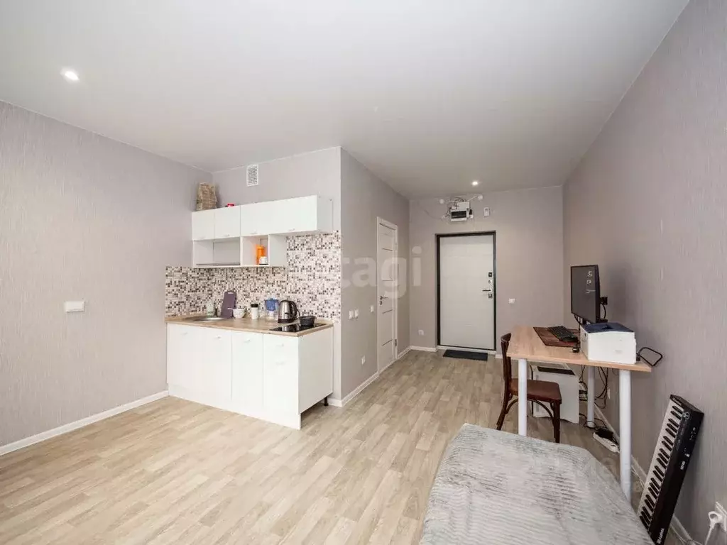 Студия Новосибирская область, Новосибирск Тайгинская ул., 39 (25.0 м) - Фото 0