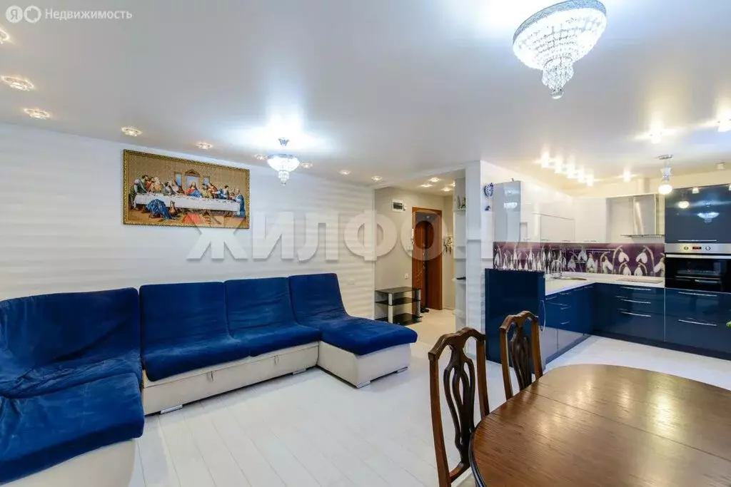 3-комнатная квартира: Томск, улица Некрасова, 6 (70.2 м) - Фото 1