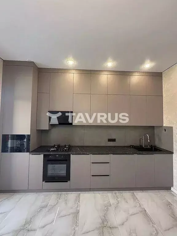 Дом в Крым, Симферопольский район, с. Доброе ул. Чохрахлы, 27А (100 м) - Фото 2