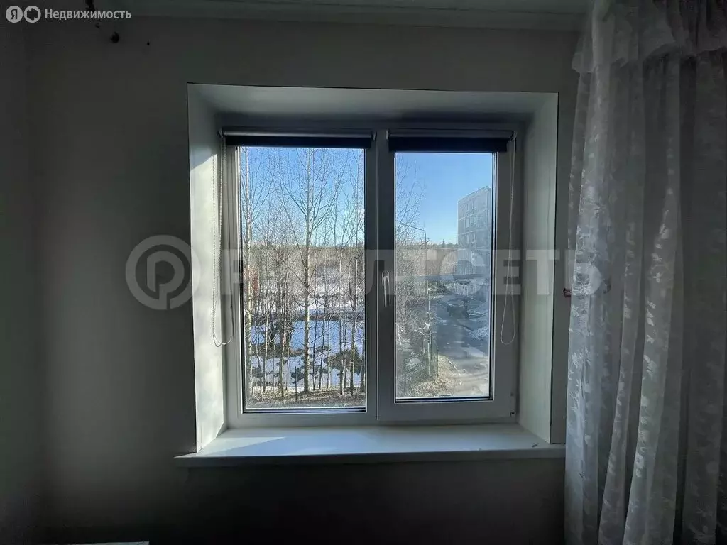 2-комнатная квартира: Мончегорск, проспект Кирова, 17к3 (42.5 м) - Фото 1