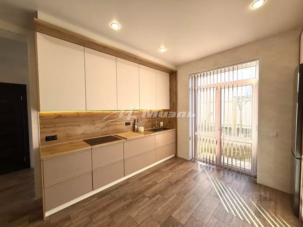 Дом в Крым, Симферопольский район, Добровское с/пос, с. Краснолесье ... - Фото 2