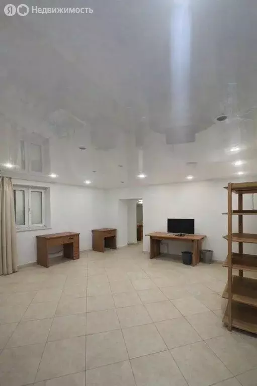 Помещение свободного назначения (225 м) - Фото 1