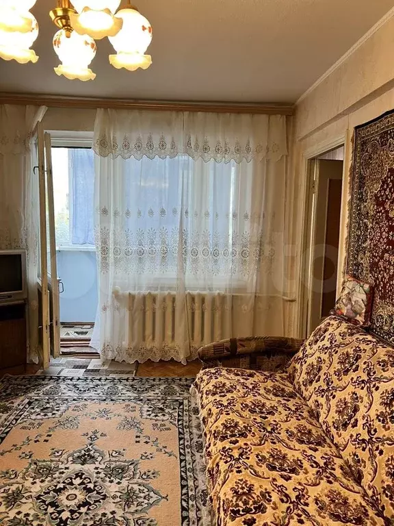 3-к. квартира, 50 м, 5/5 эт. - Фото 0