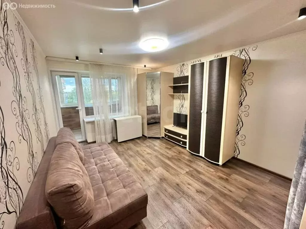1-комнатная квартира: Казань, улица Максимова, 5 (32.9 м) - Фото 1