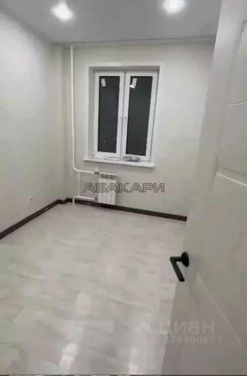 3-к кв. Красноярский край, Красноярск ул. Александра Матросова, 34 ... - Фото 1