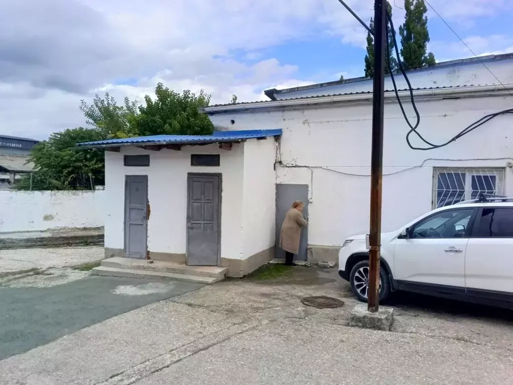 Помещение свободного назначения в Крым, Симферополь ул. Жигалиной, 21 ... - Фото 2