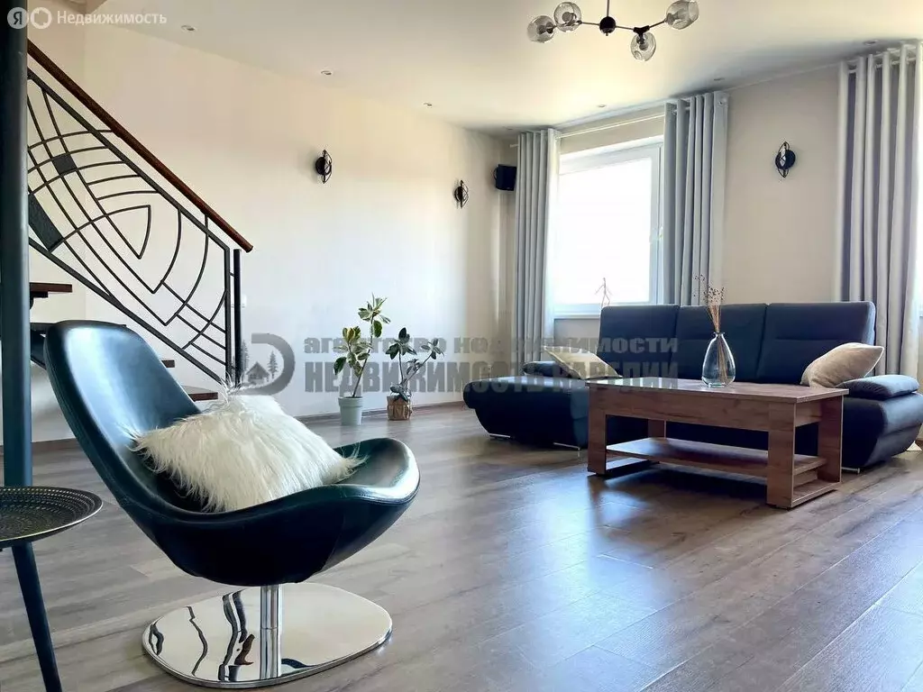 4-комнатная квартира: Петрозаводск, Сегежская улица, 6 (112.1 м) - Фото 1