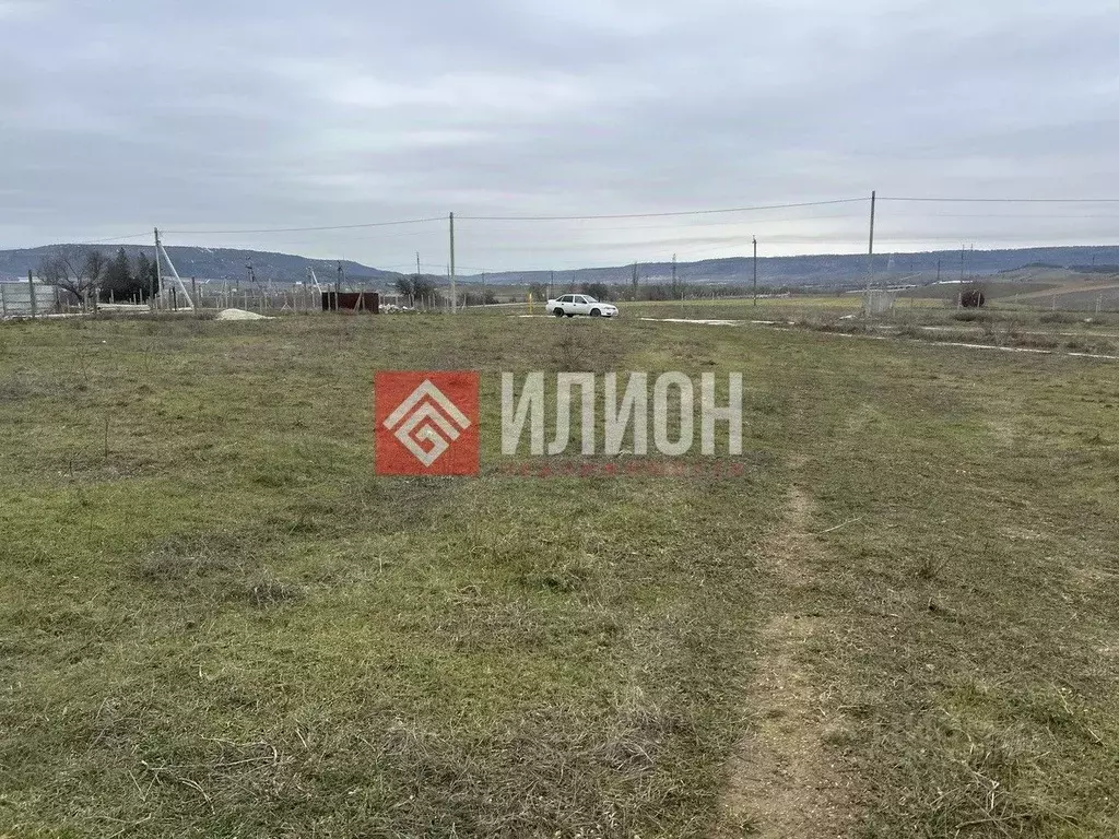 Участок в Крым, Бахчисарайский район, Железнодорожненское с/пос, с. ... - Фото 2