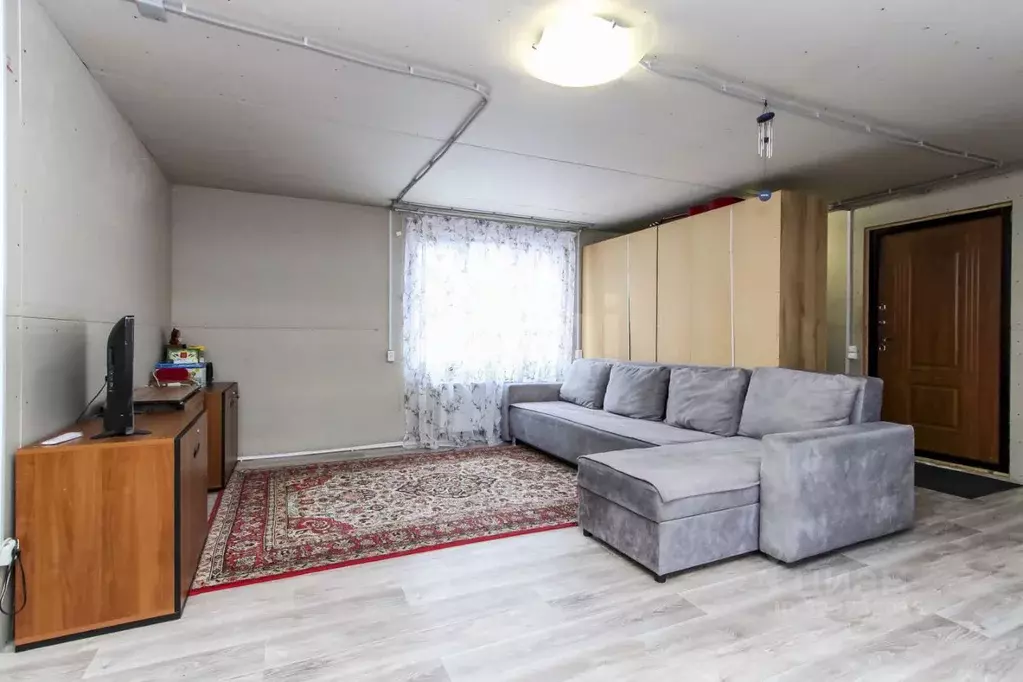 Дом в Тюменская область, Тюмень Автомобилист СНТ, ул. Малиновая (61 м) - Фото 1