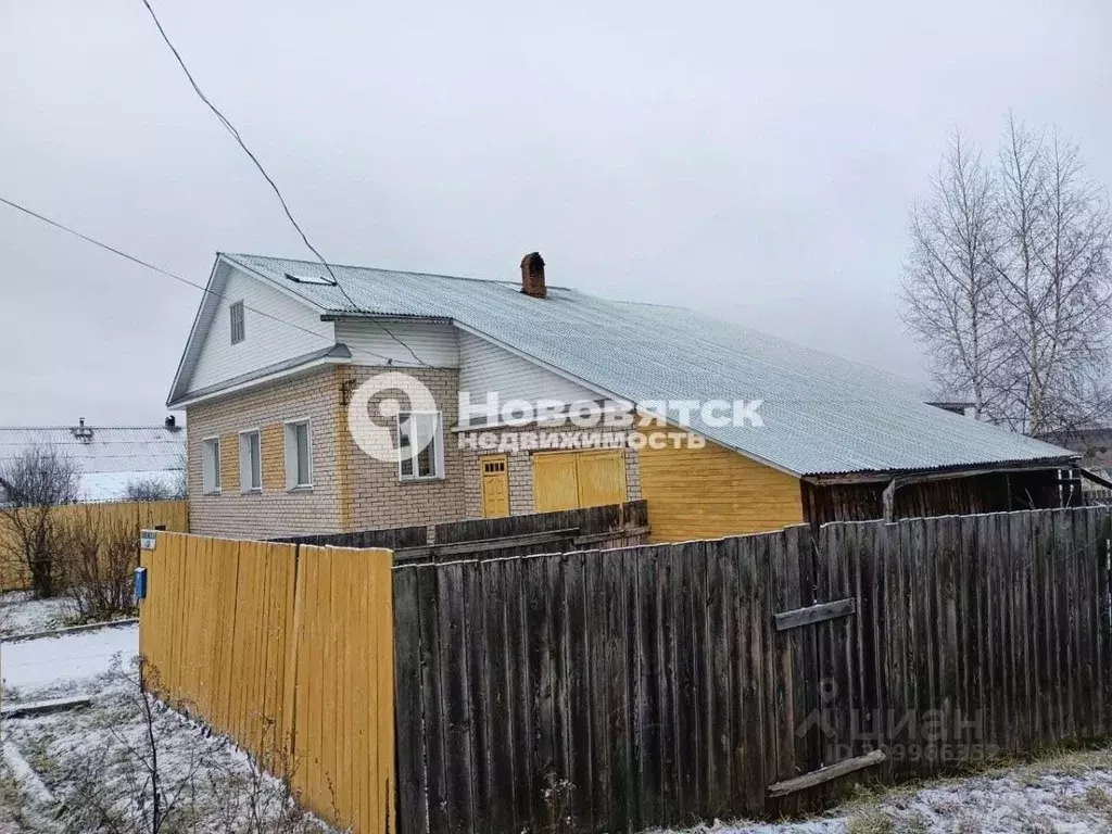 Дом в Кировская область, Советск Пижемская ул., 2 (75 м) - Фото 1