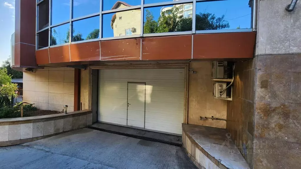 Гараж в Краснодарский край, Сочи Центральный мкр, ул. Нагорная, 1 (15 ... - Фото 2