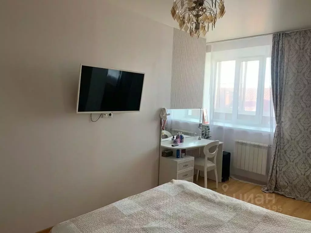2-к кв. Хабаровский край, Хабаровск ул. Гамарника, 19 (65.0 м) - Фото 1